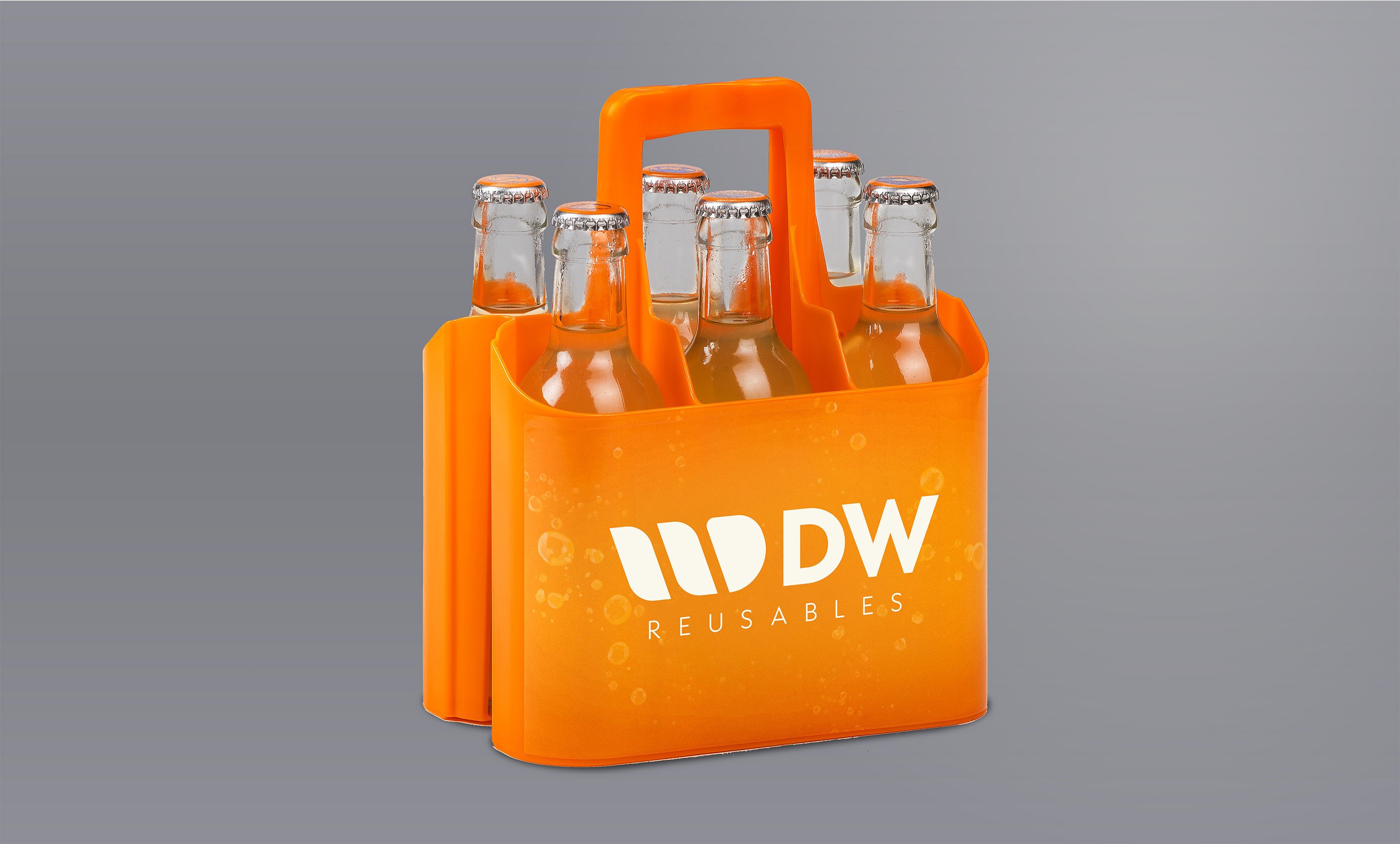 Fillbee | DW Reusables This shelf ready mini crate for 6 bottles is ideal to replace one-way 6-packs by a reusable alternative. Fillbee is fully brandable with IML labels and can be stacked on a pallet or fits in the Fillbee crate.