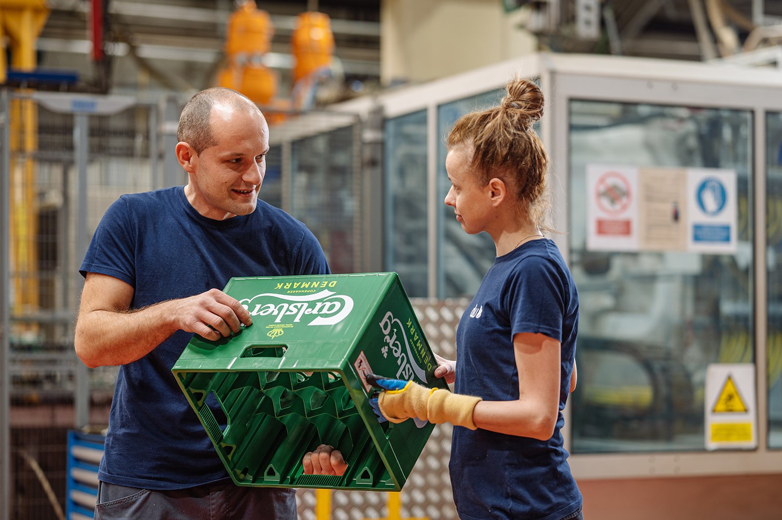 How We Work | From Concept to Delivery | DW Reusables Discover how DW Reusables develops packaging solutions from first concept to production, testing, delivery and lifecycle support. Practical collaboration at every step.