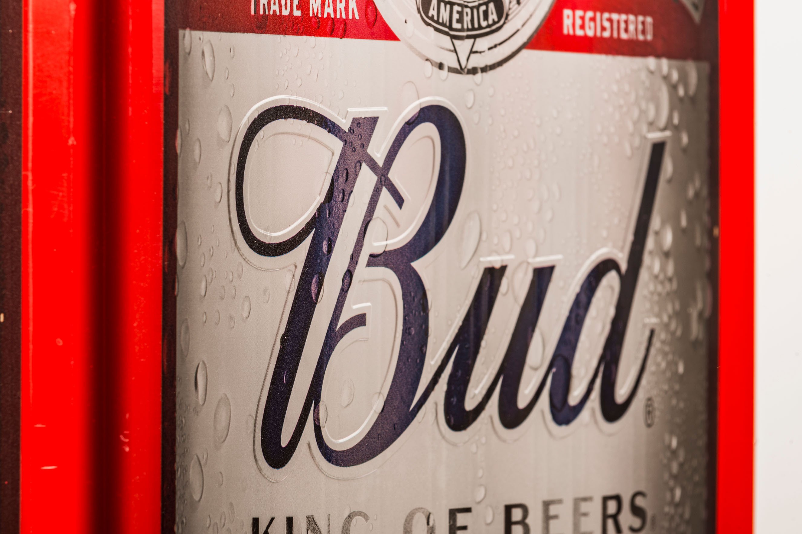 Bud NL | Maßgefertigte Kisten – DW Reusables